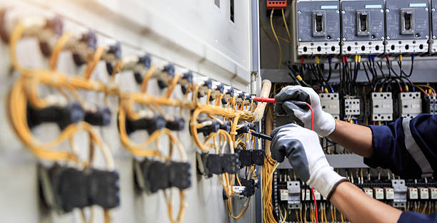 Professional Electrician technician working in Damascus, MD